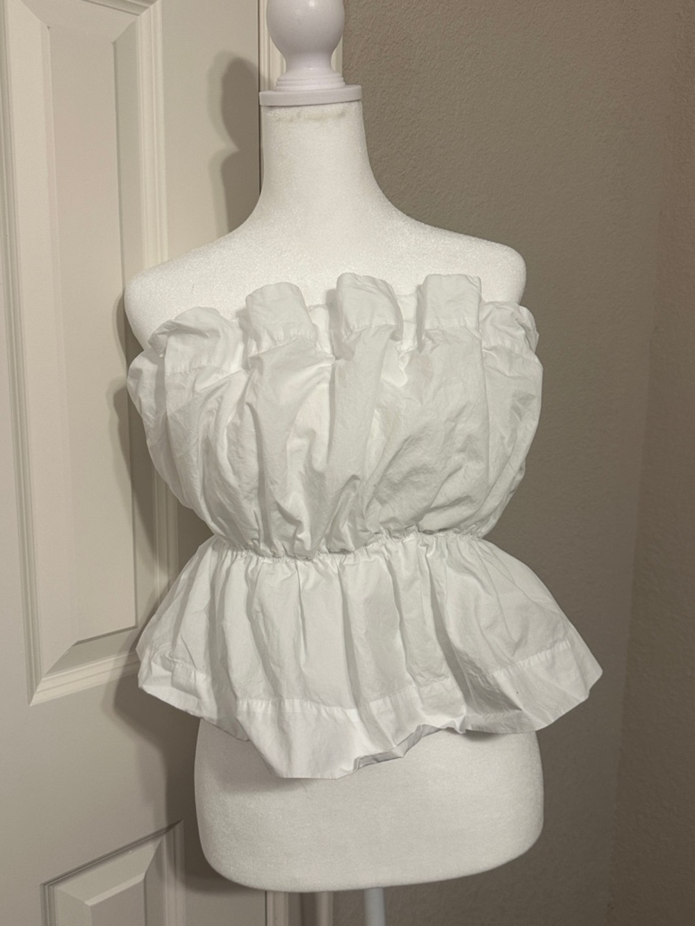 Anthropologie White Ruffled Bandeau Top Size Medium